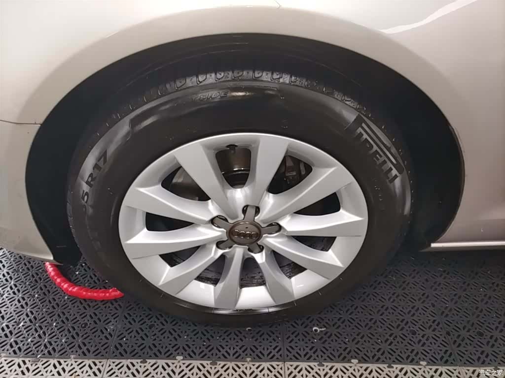 Audi A6L, 2015 23