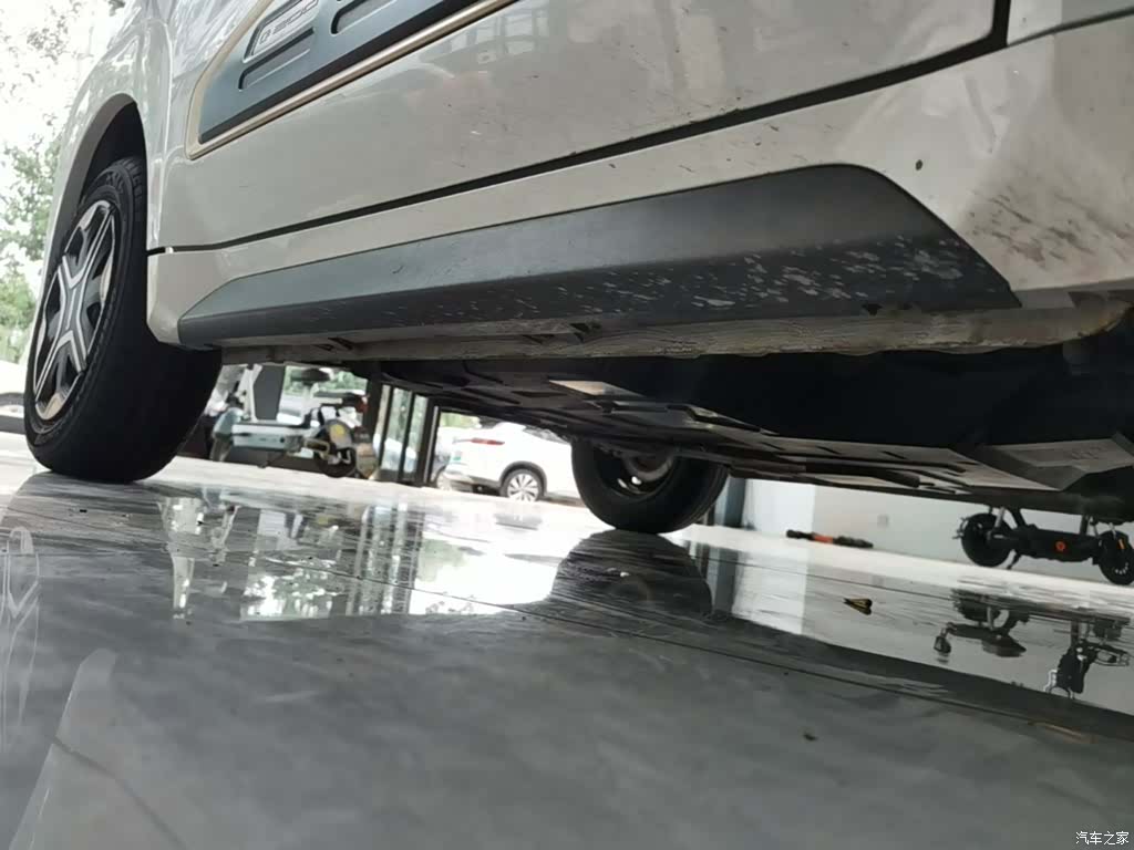 Wuling E200, 2019 21