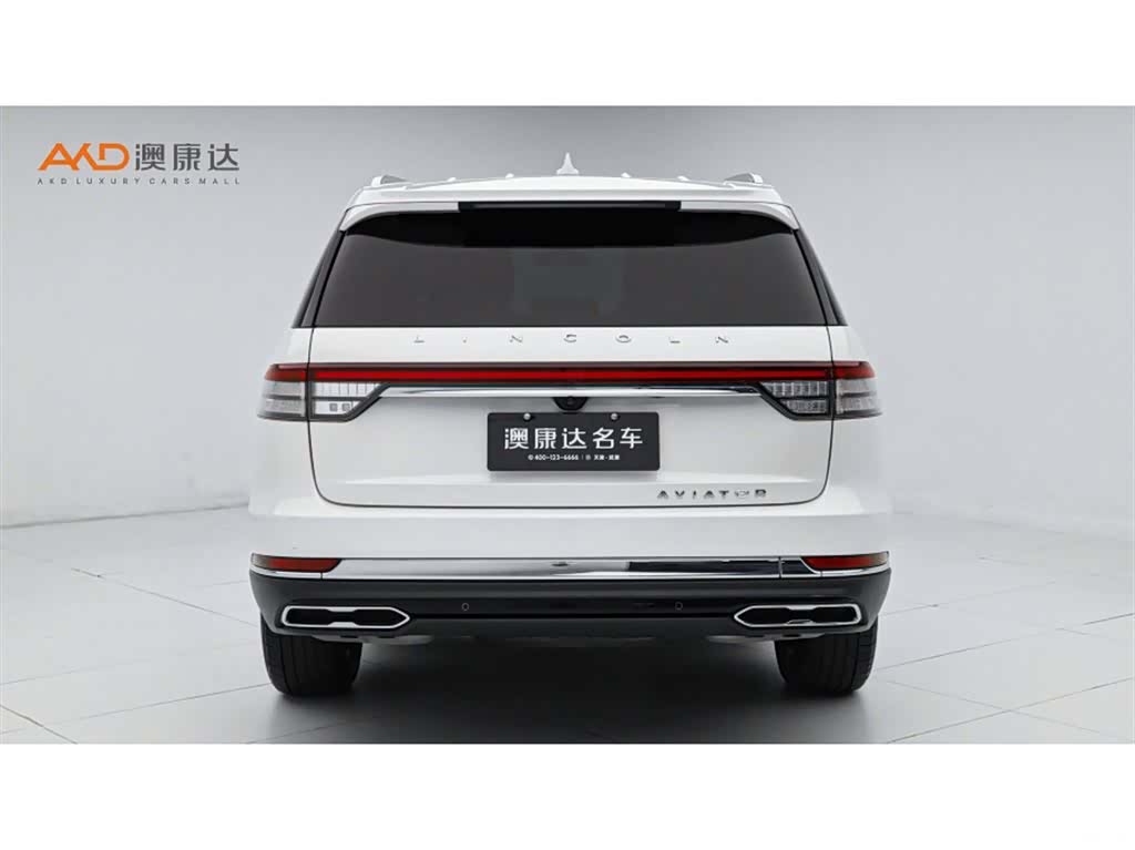 Lincoln Aviator, 2023 4