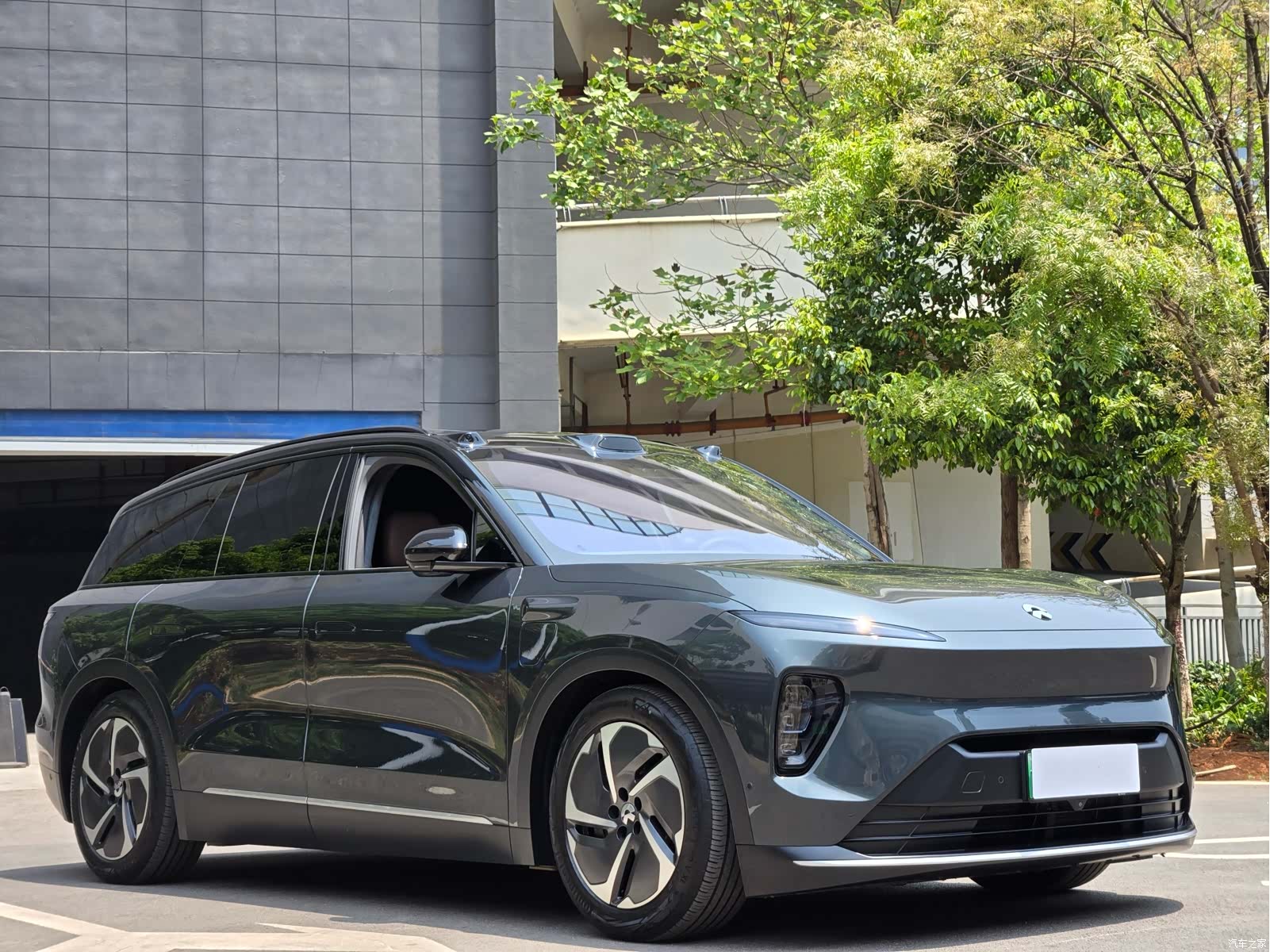 NIO ES8, 2025 3