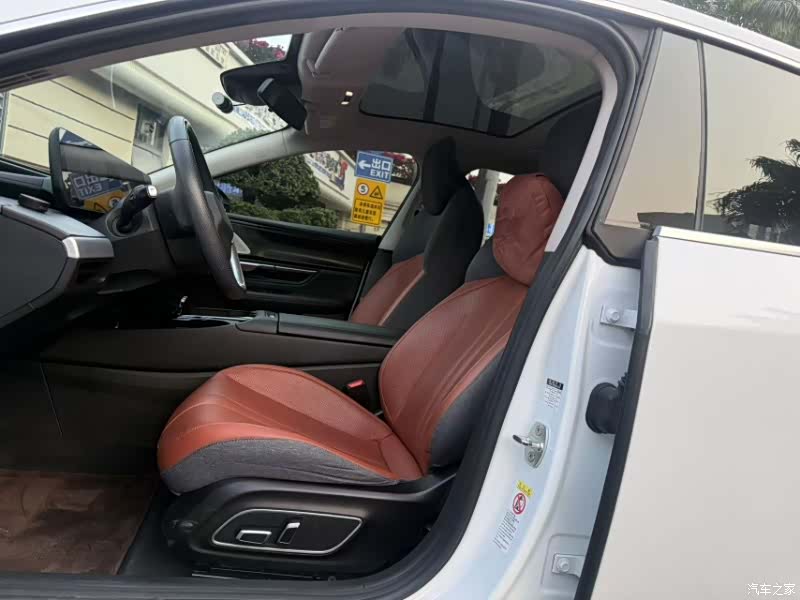 Xpeng P7, 2021 7