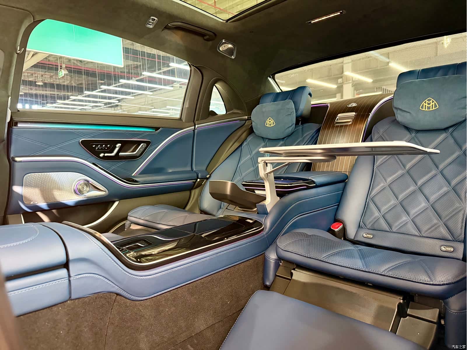 Maybach S-Class, 2023 43