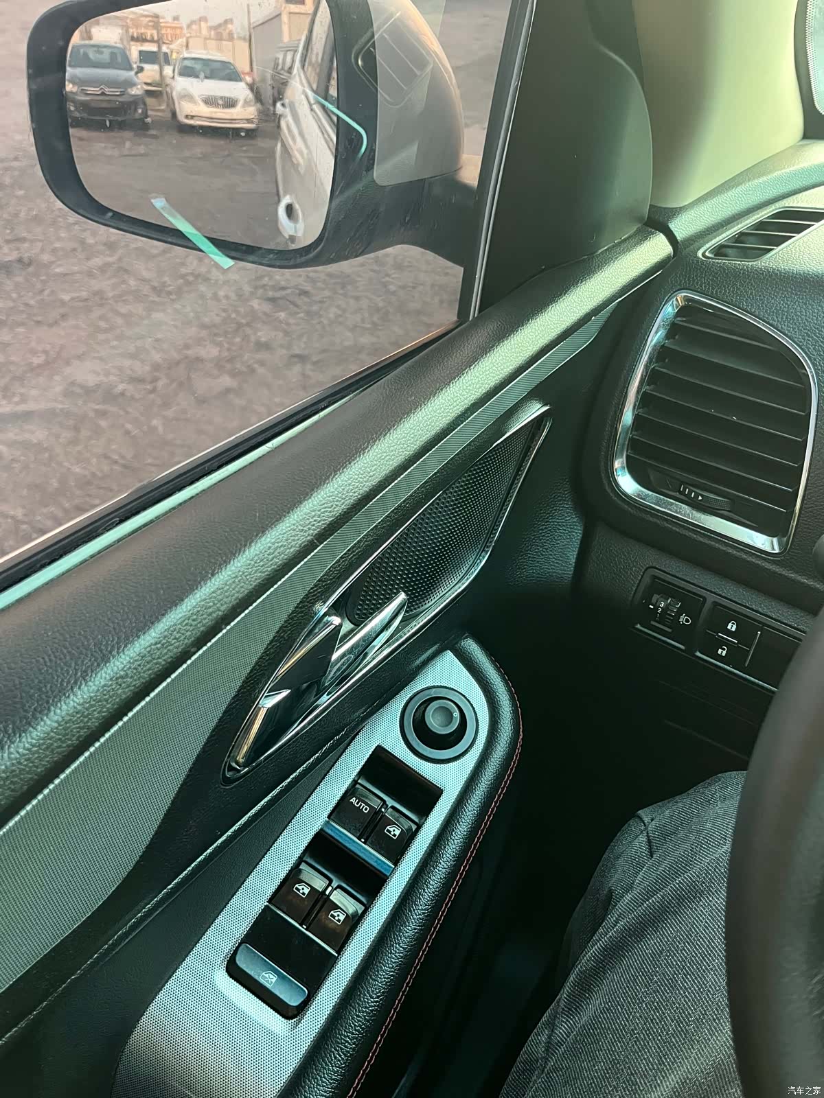 Wuling 560, 2016 21