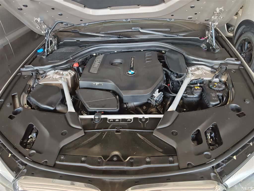 BMW 5 Series, 2018 17