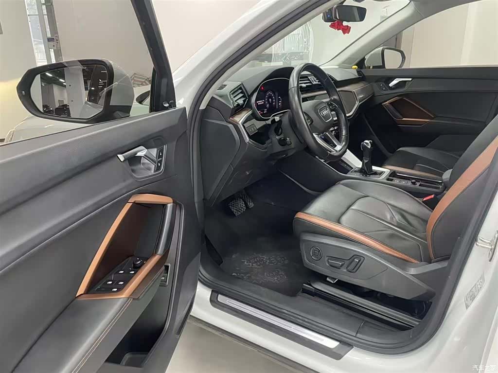 Audi Q3, 2020 11