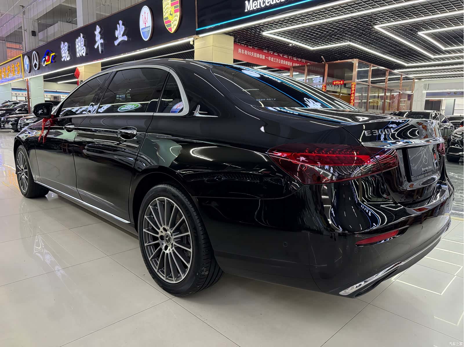 Mercedes-Benz E-Class, 2022 4