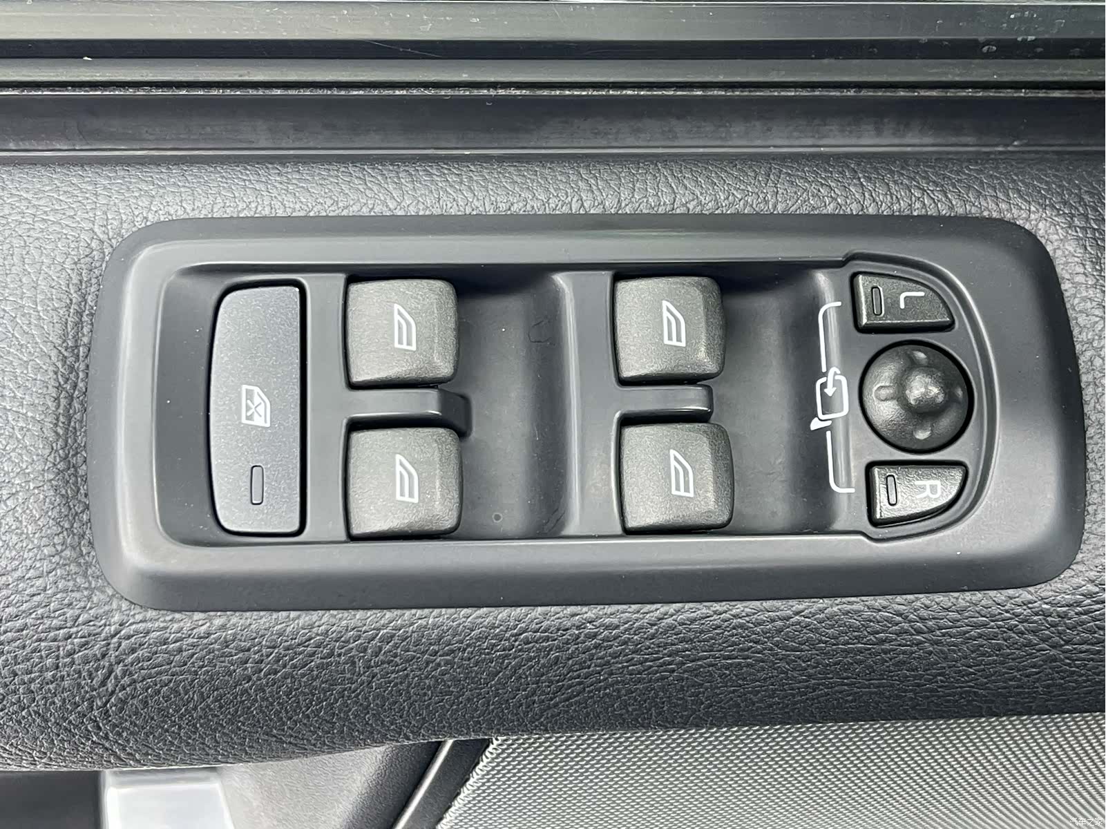 Land Rover Discovery, 2019 16