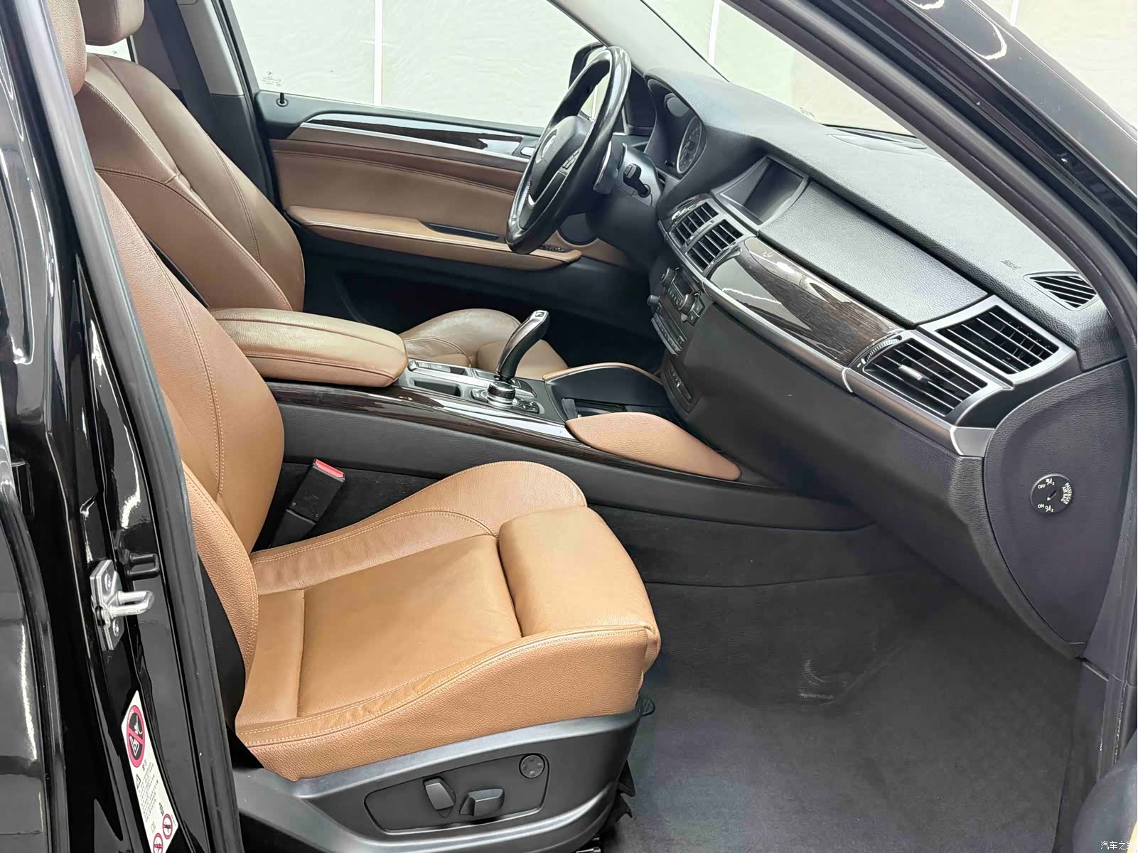 BMW X6, 2012 9
