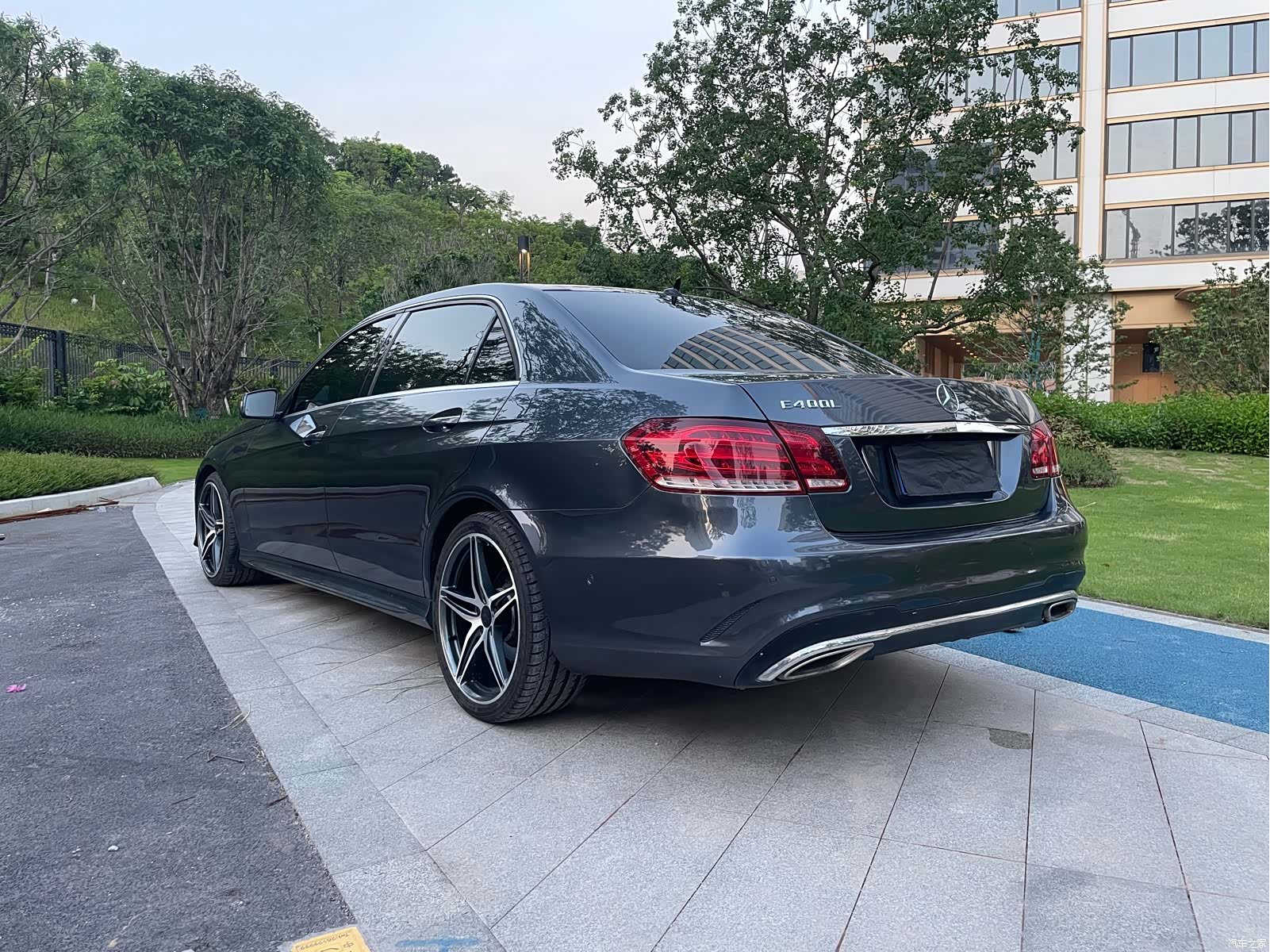 Mercedes-Benz E-Class, 2013 16
