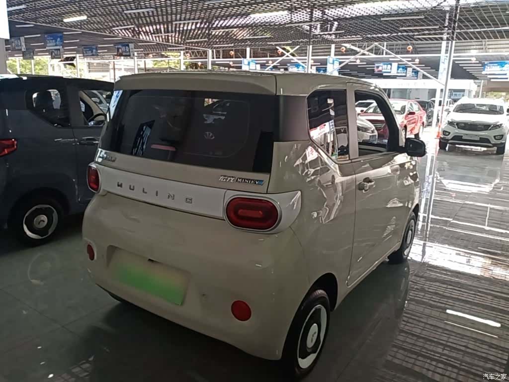 Wuling MINIEV, 2024 7