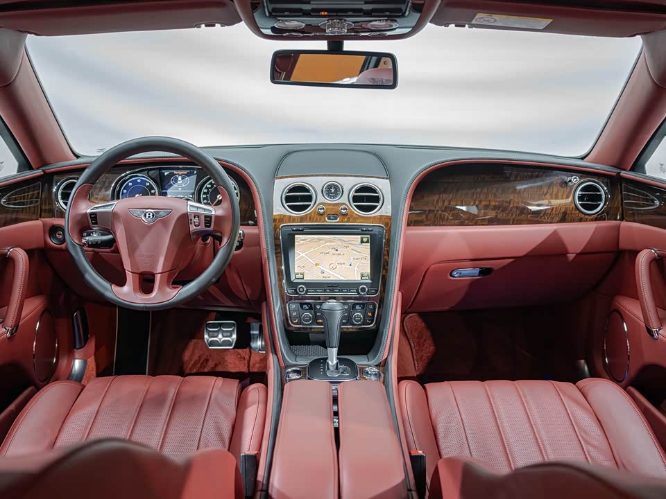 Bentley Flying