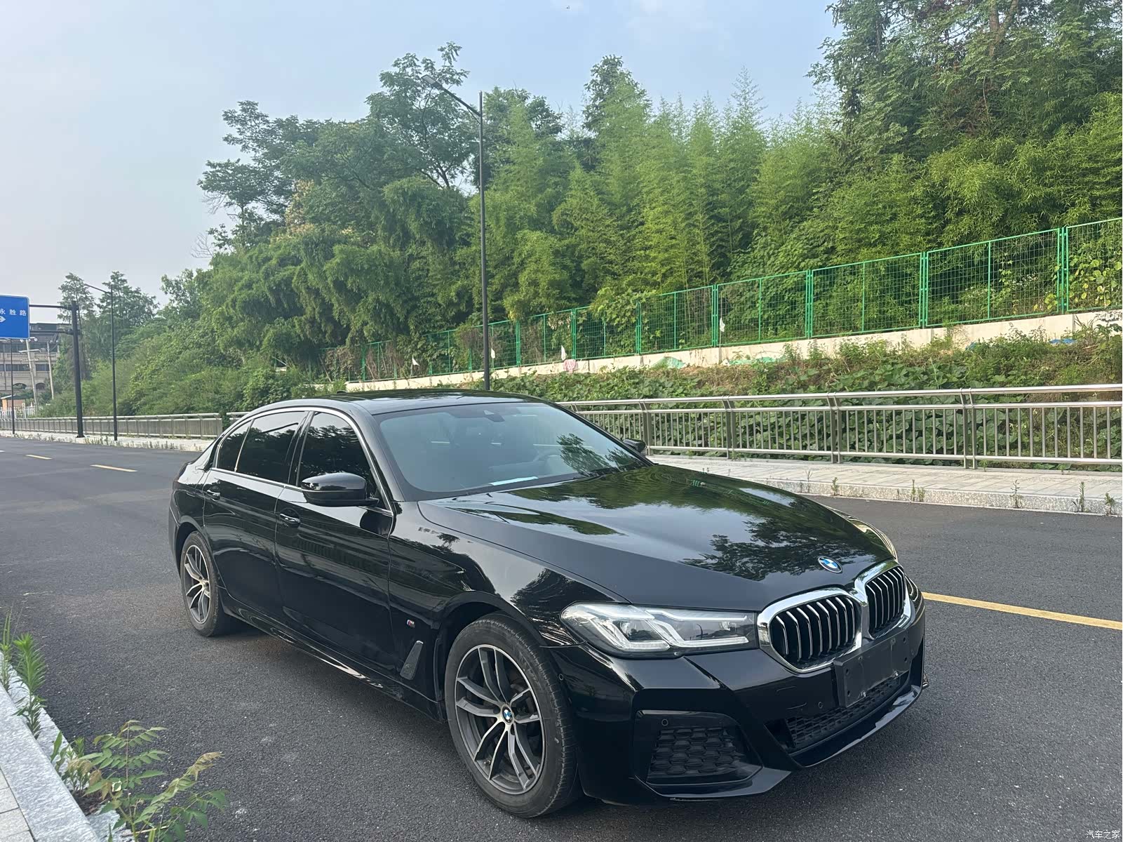 BMW 5 Series, 2021 1