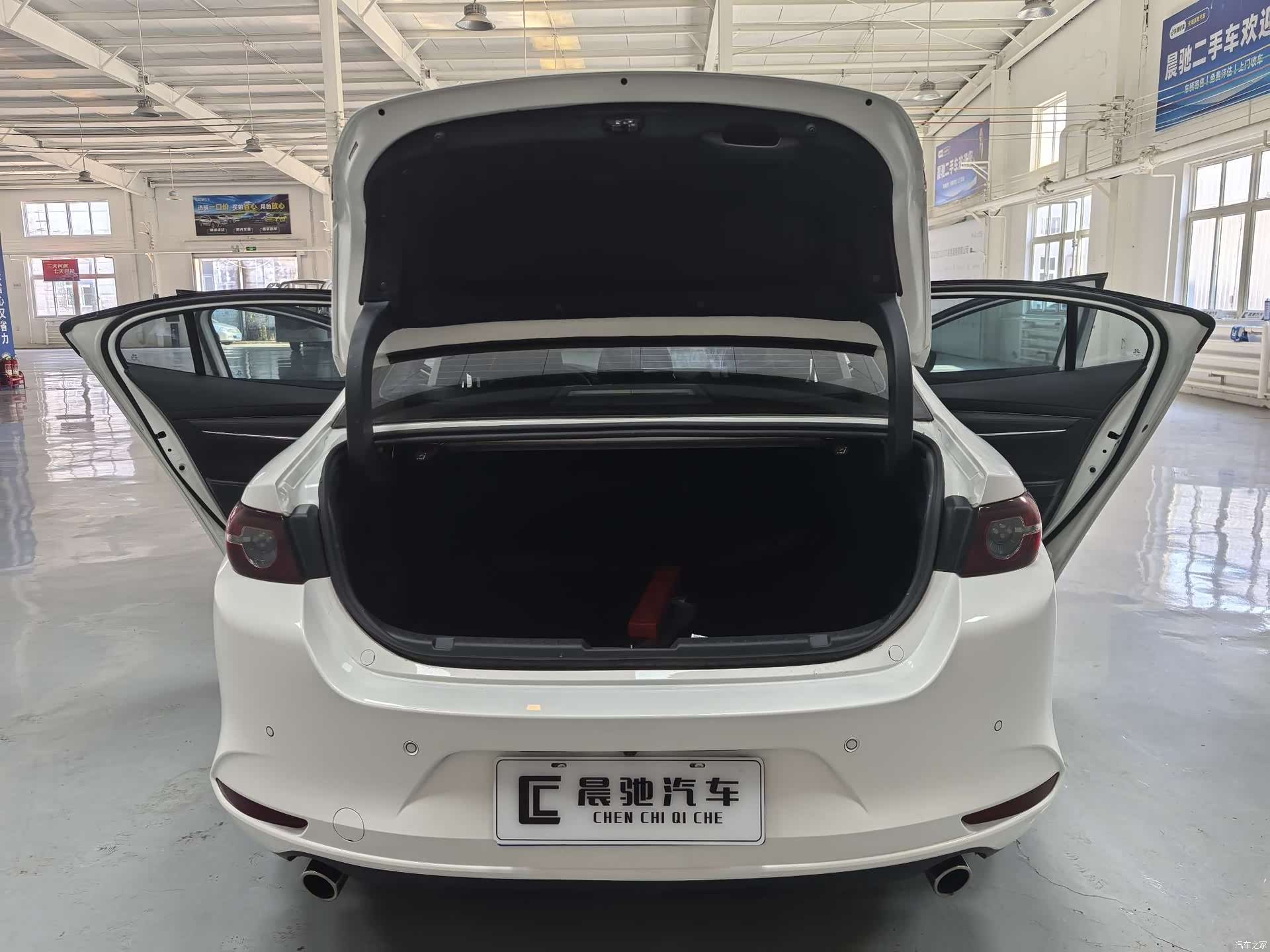 Mazda Mazda3, 2026 16