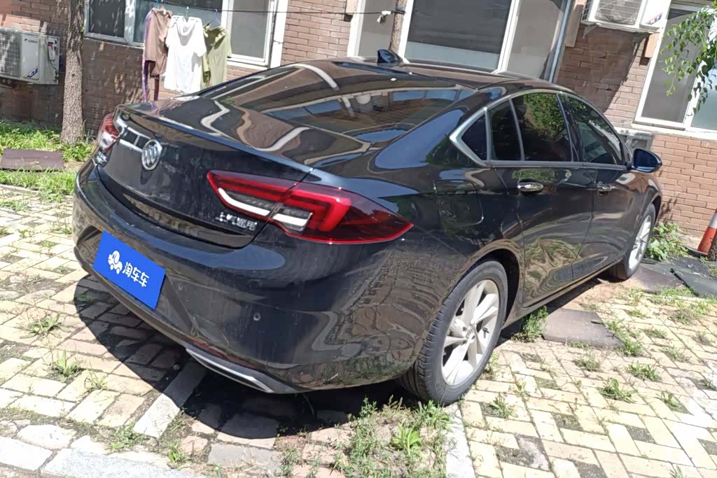 Buick Regal, 2021 3