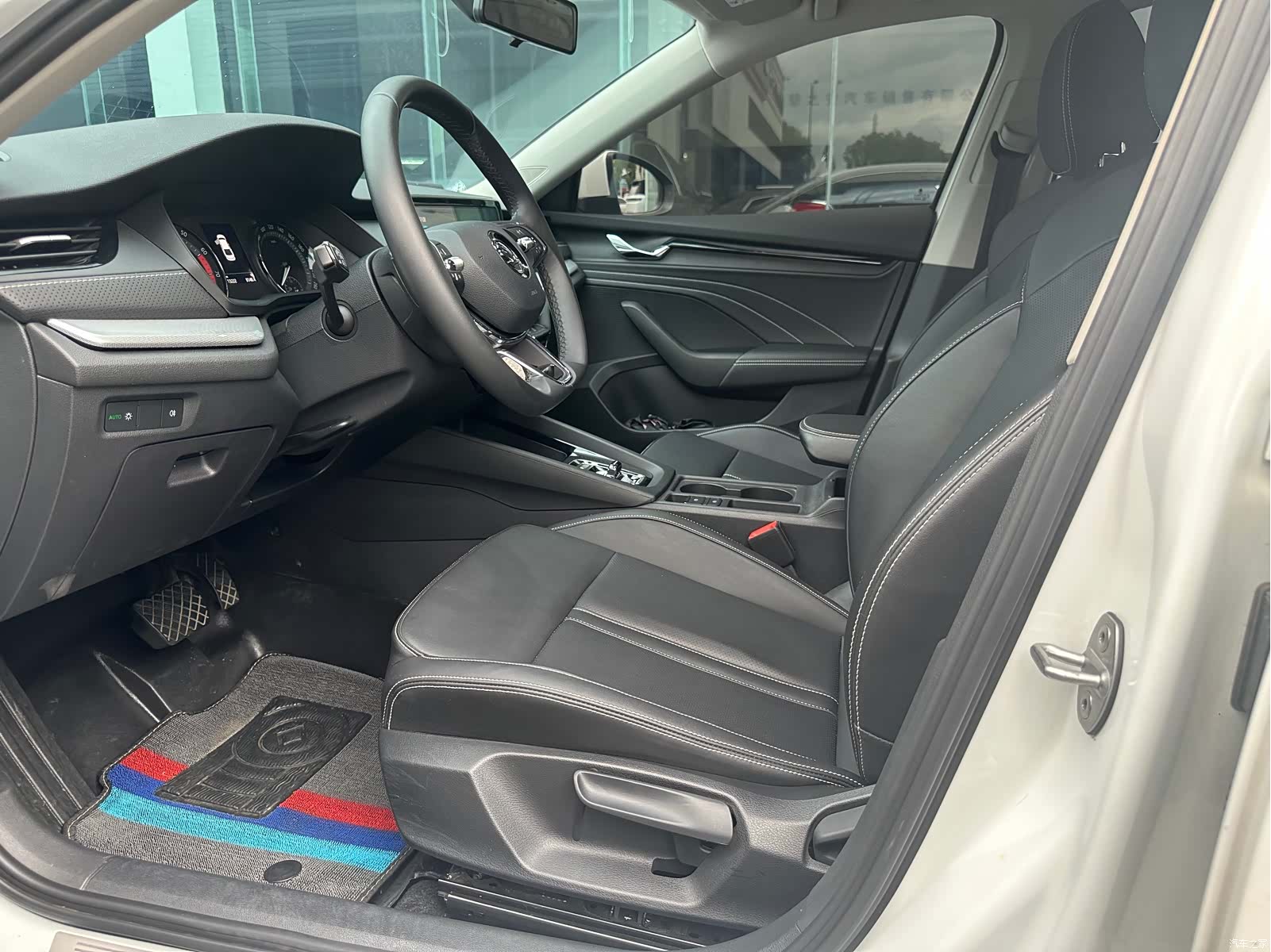 Skoda Octavia, 2023 4