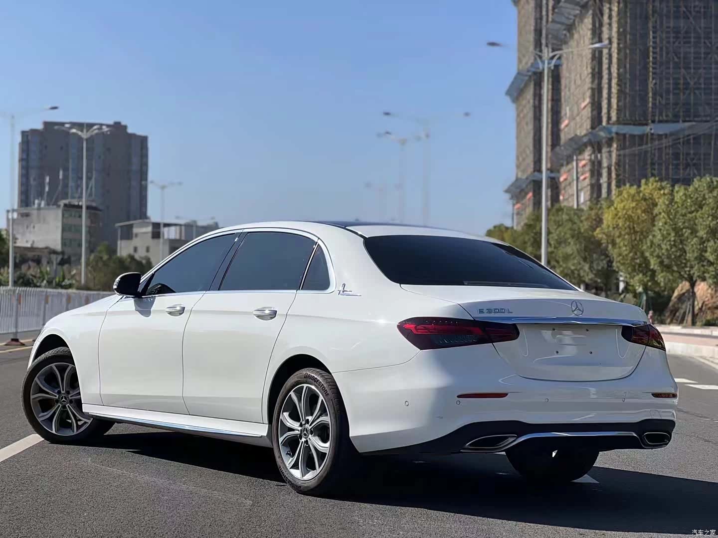 Mercedes-Benz E-Class, 2023 6