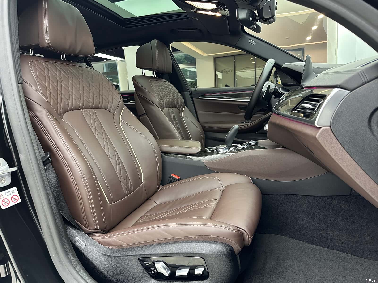 BMW 5 Series, 2018 15