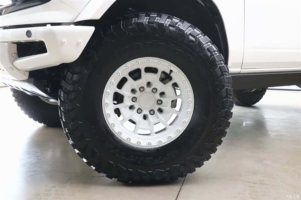Ford Bronco, 2024 25