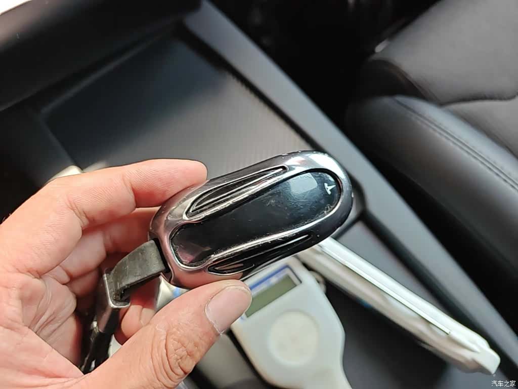Tesla Model X, 2019 9