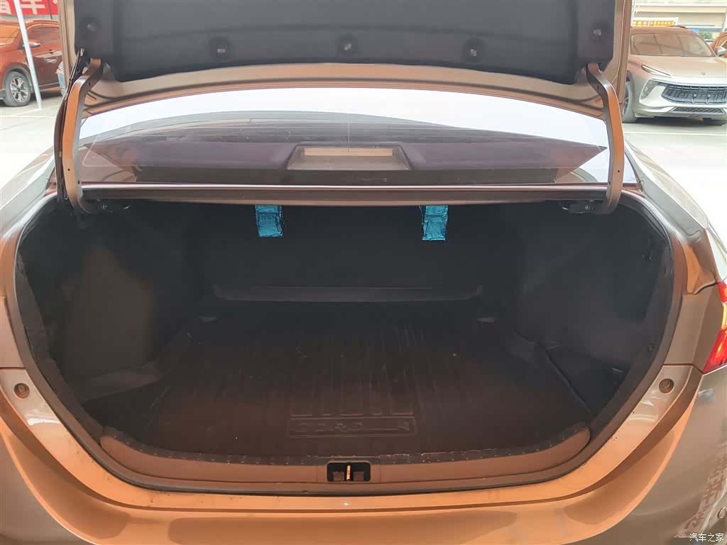 Toyota Corolla, 2017 19