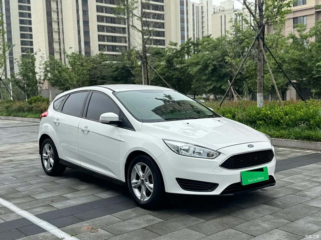 Ford Focus, 2019 все фото