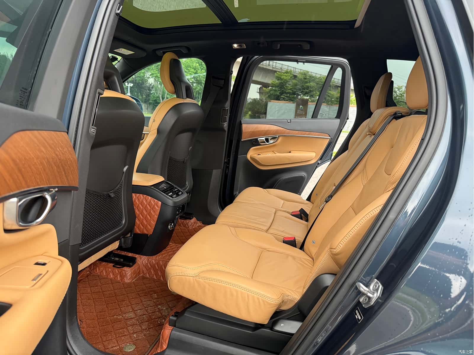 Volvo XC90, 2017 11