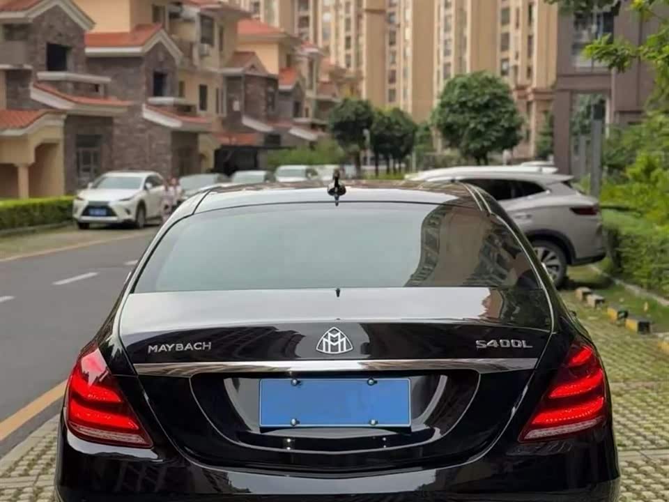 Mercedes-Benz S-class Mercedes-Benz S-class