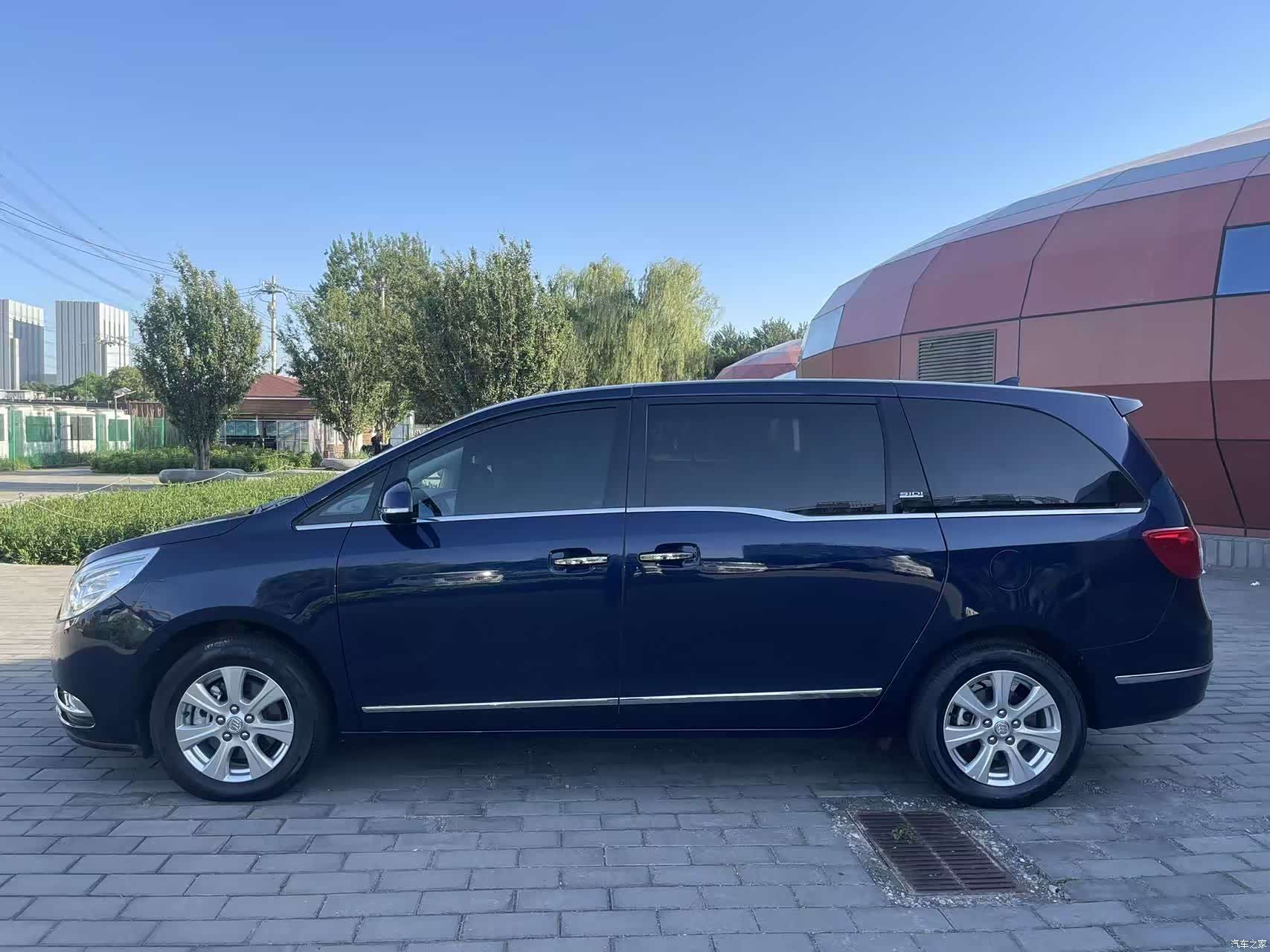 Buick GL8, 2015 все фото