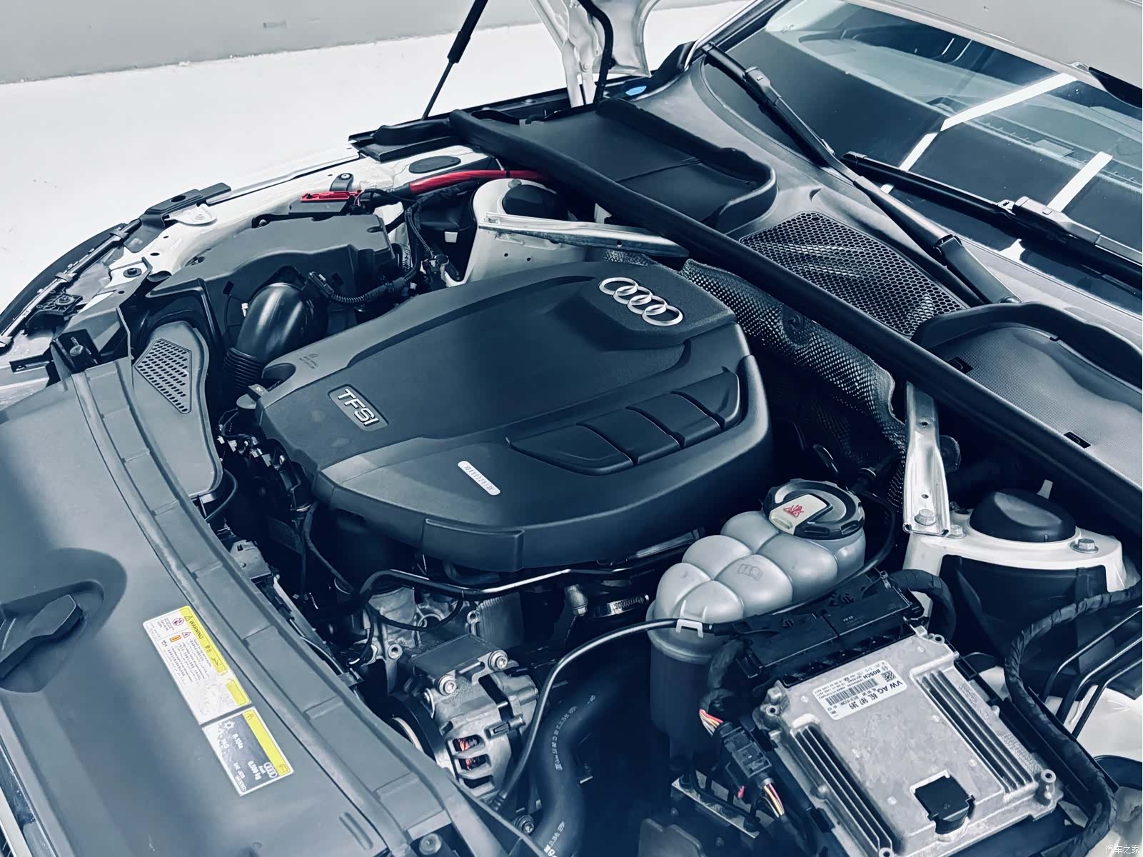 Audi A4L, 2019 18
