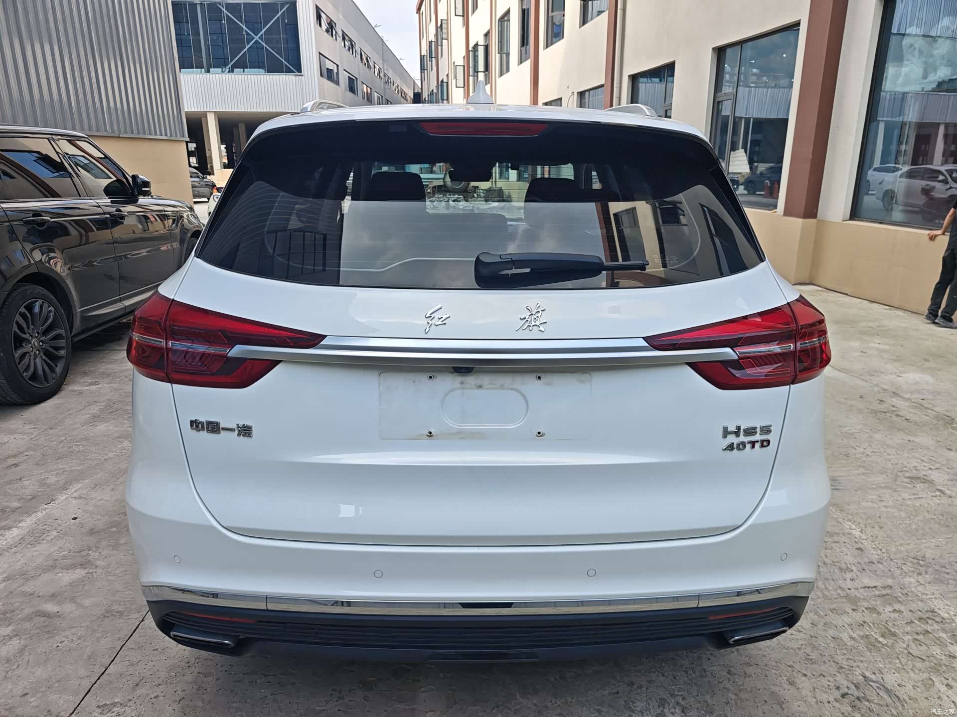 Hongqi HS5, 2023 все фото