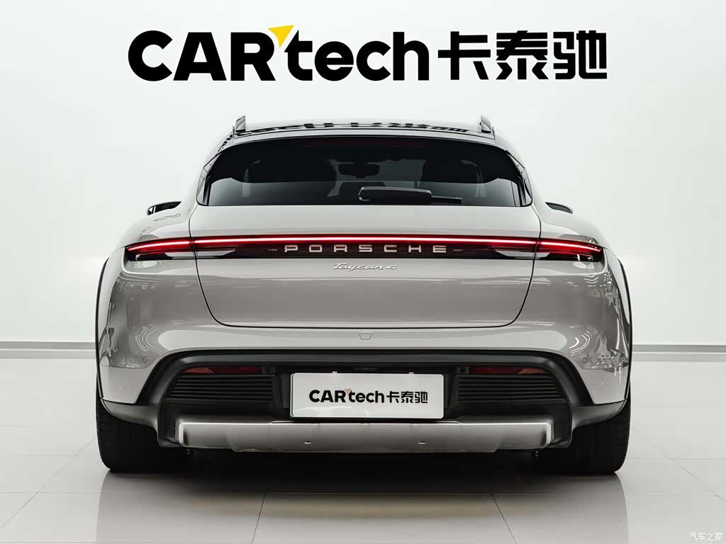 Porsche Taycan, 2023 6