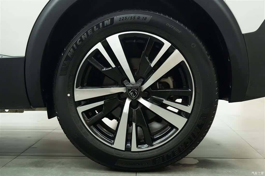 Peugeot 5008, 2023 8