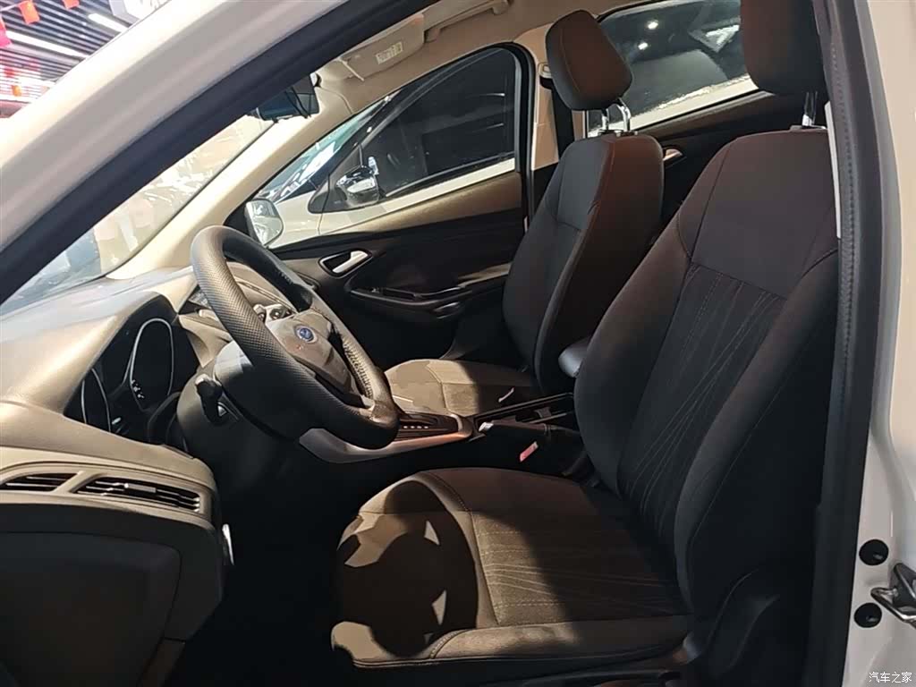 Ford Focus, 2016 15
