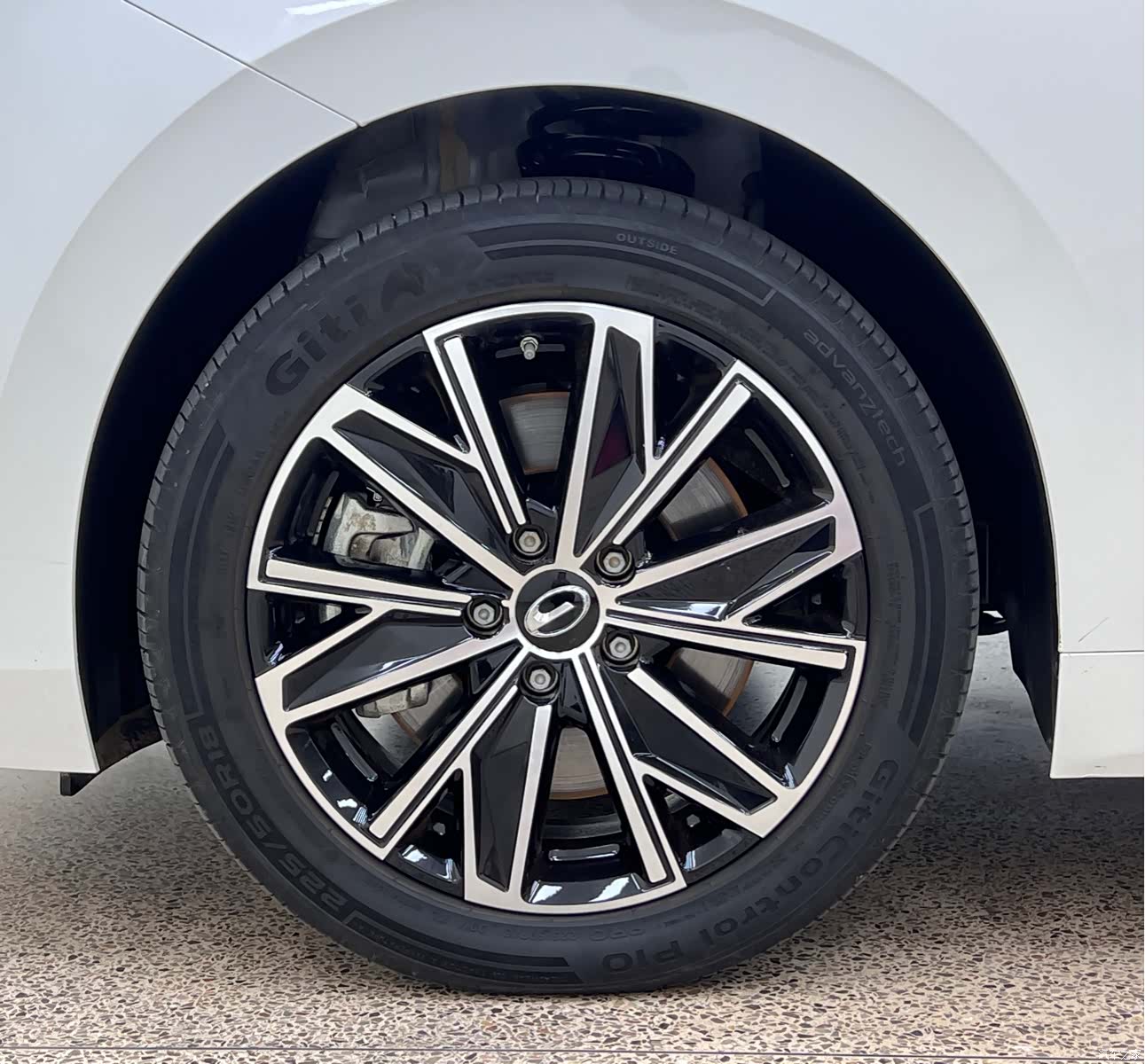 Trumpchi E8, 2024 9