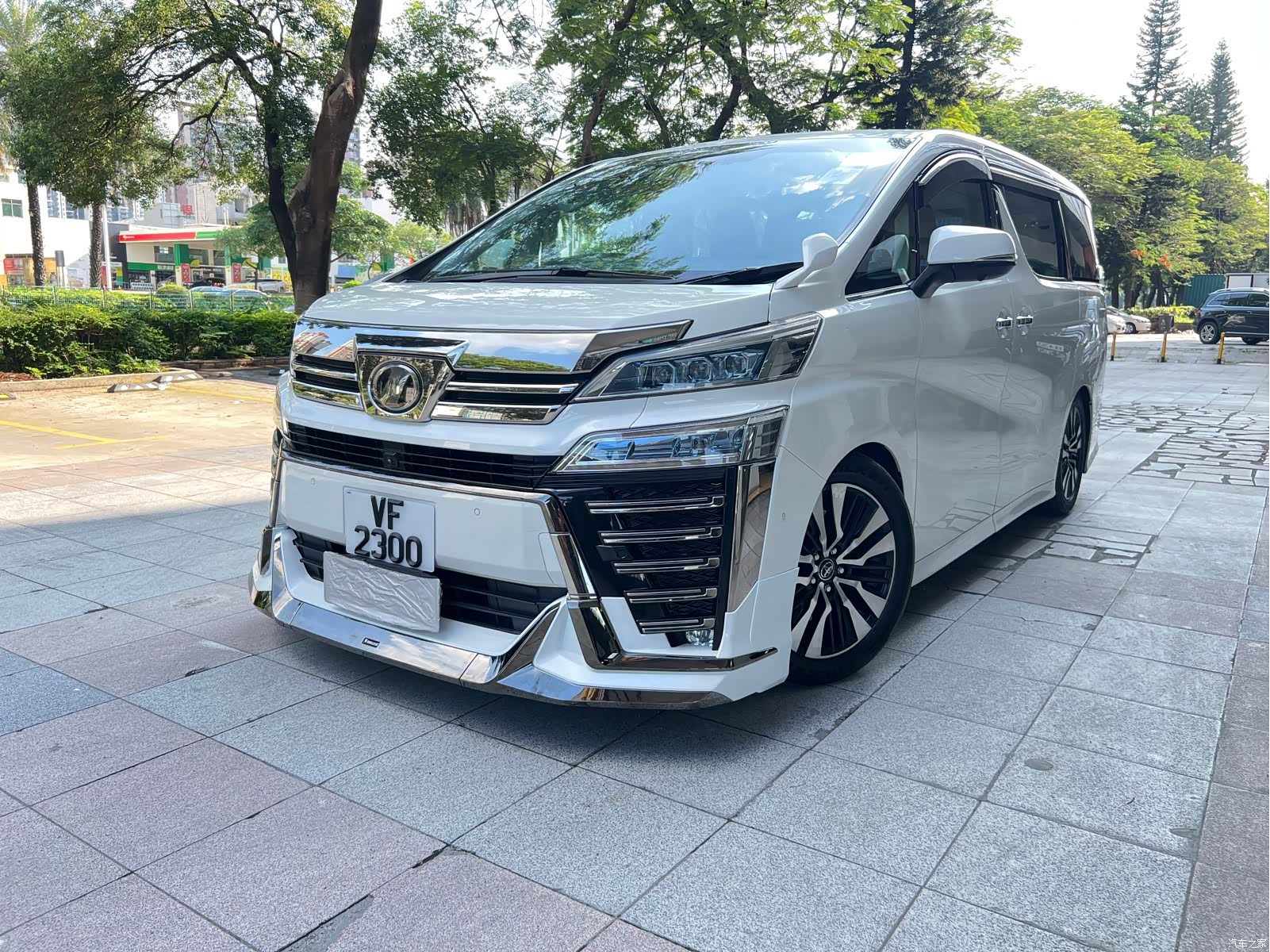 Toyota Vellfire, 2021 все фото