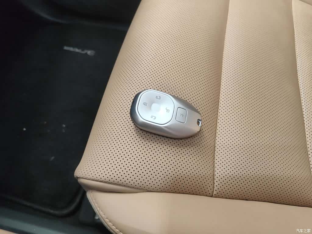 Trumpchi E8, 2024 12
