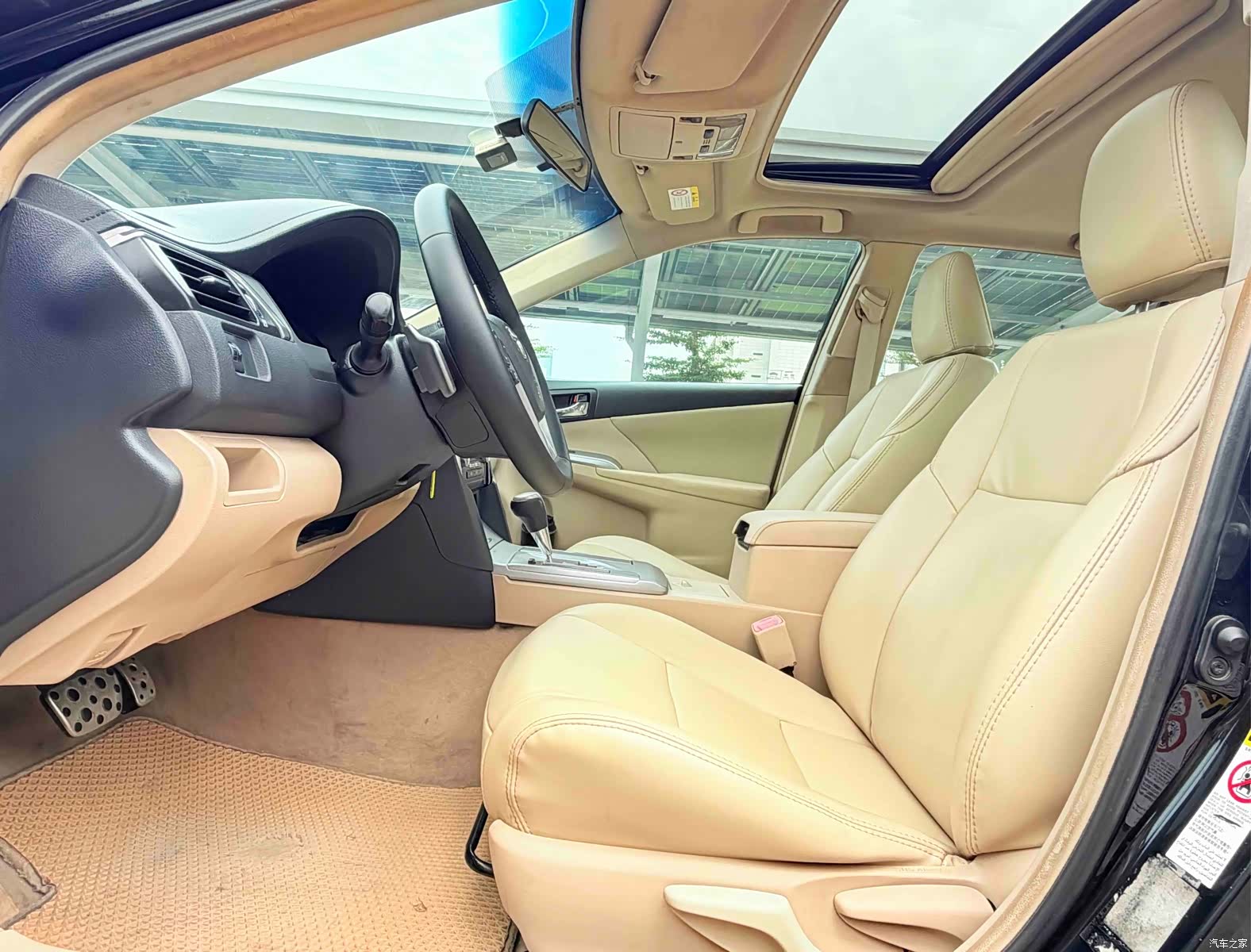 Toyota Camry, 2013 12