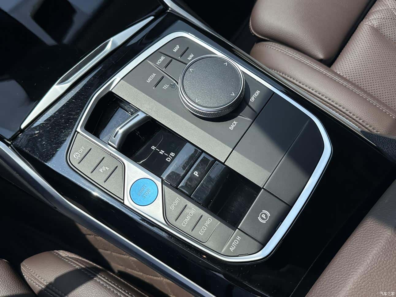 BMW i3, 2023 8
