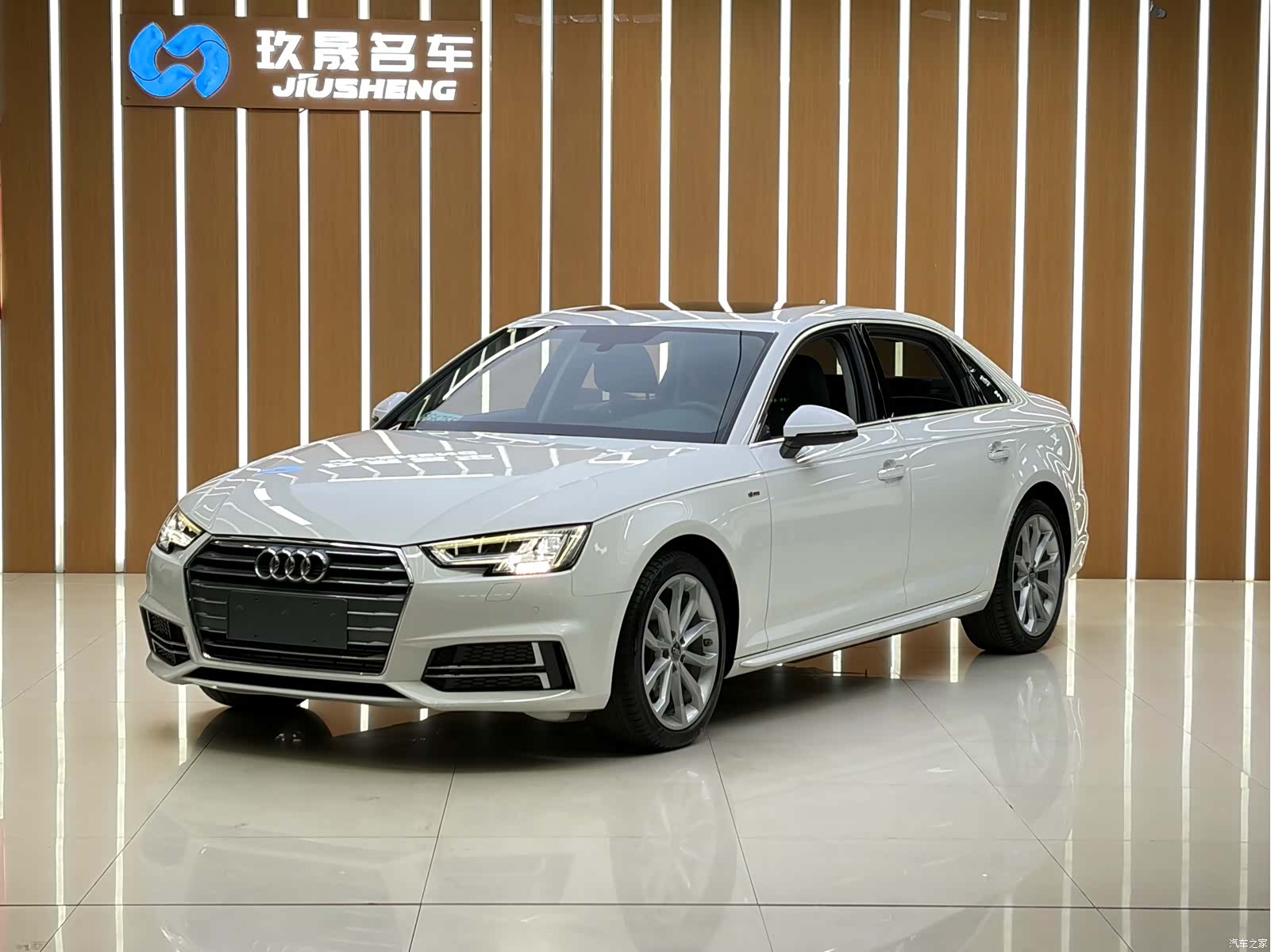Audi A4L, 2018 1