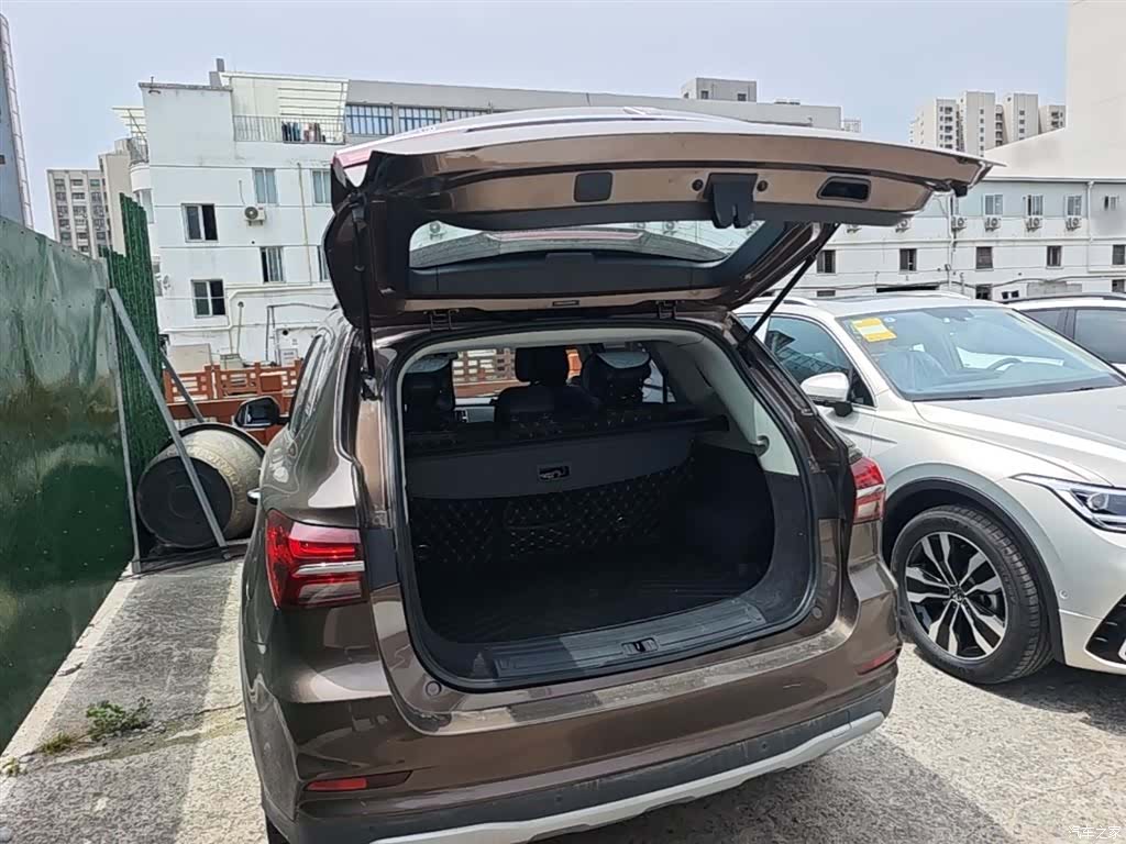 Roewe RX5, 2018 10
