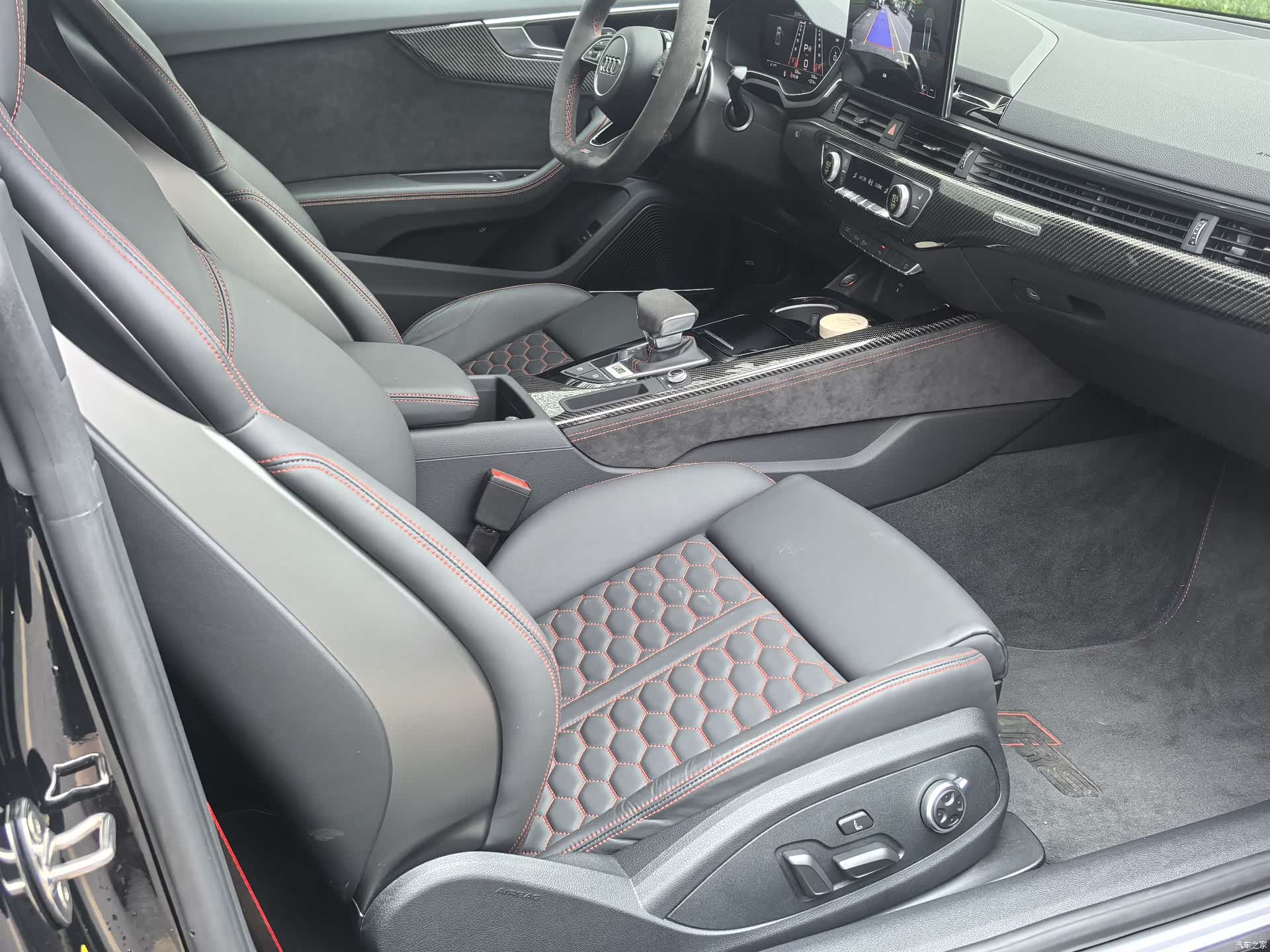Audi RS, 2025 13