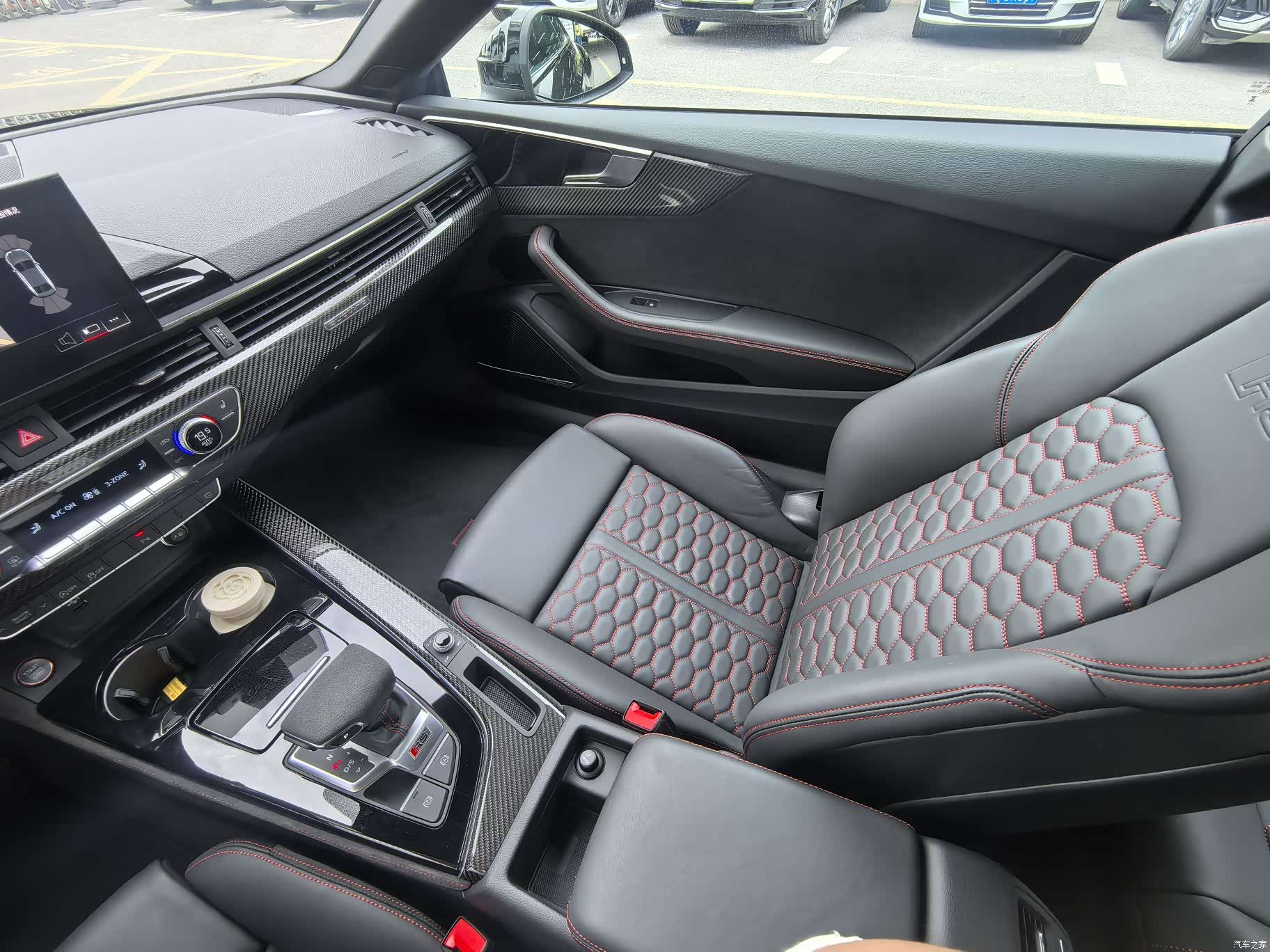 Audi RS, 2025 12