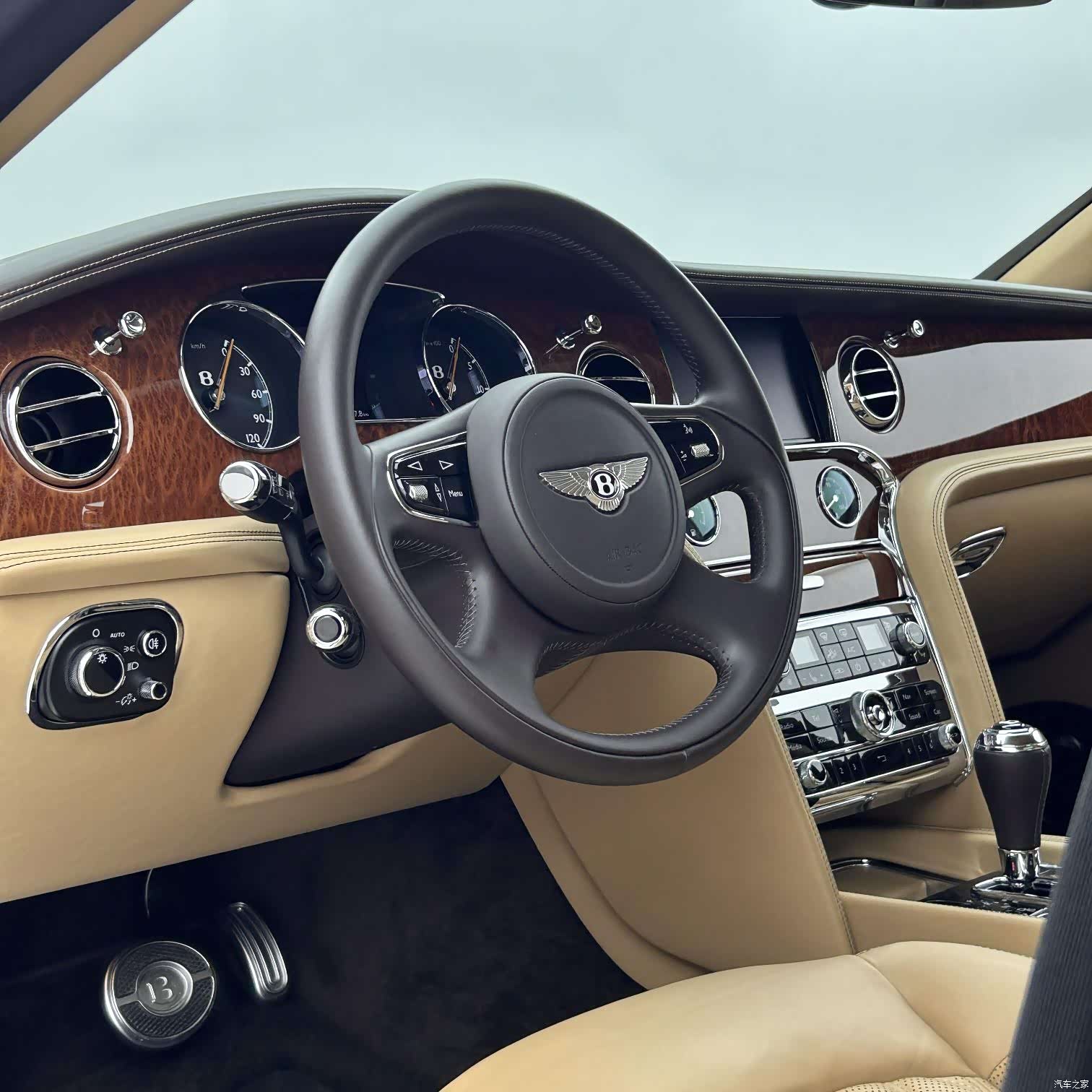Bentley Mulsanne, 2018 все фото