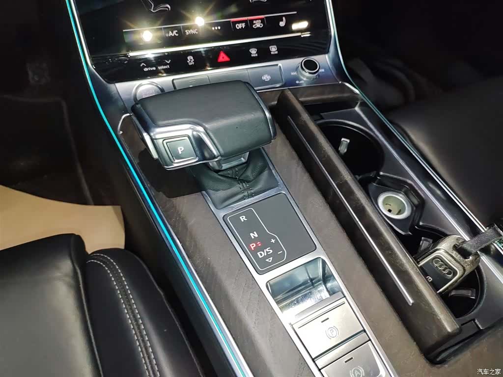 Audi A6L, 2019 14