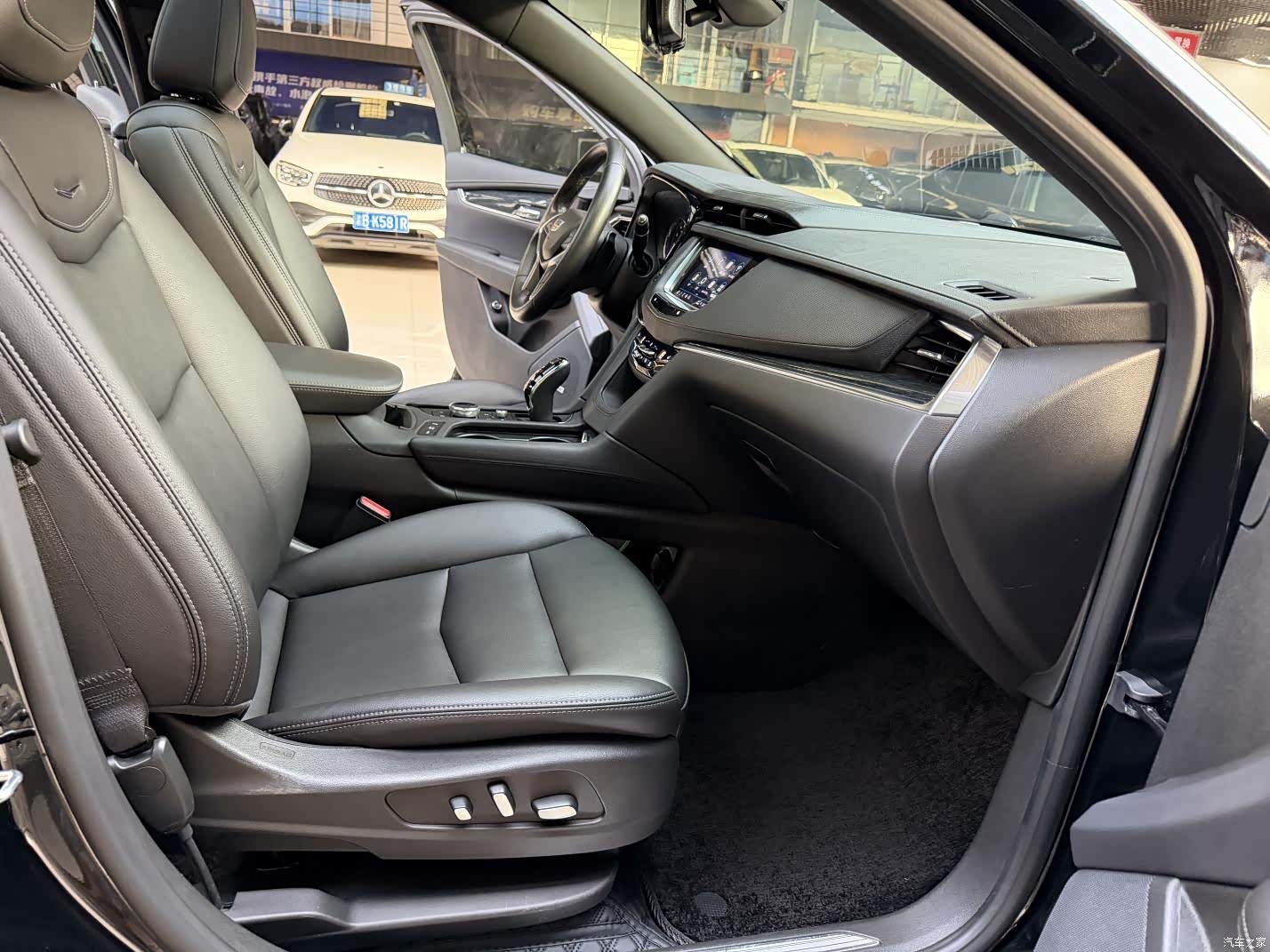 Cadillac XT5, 2022 24
