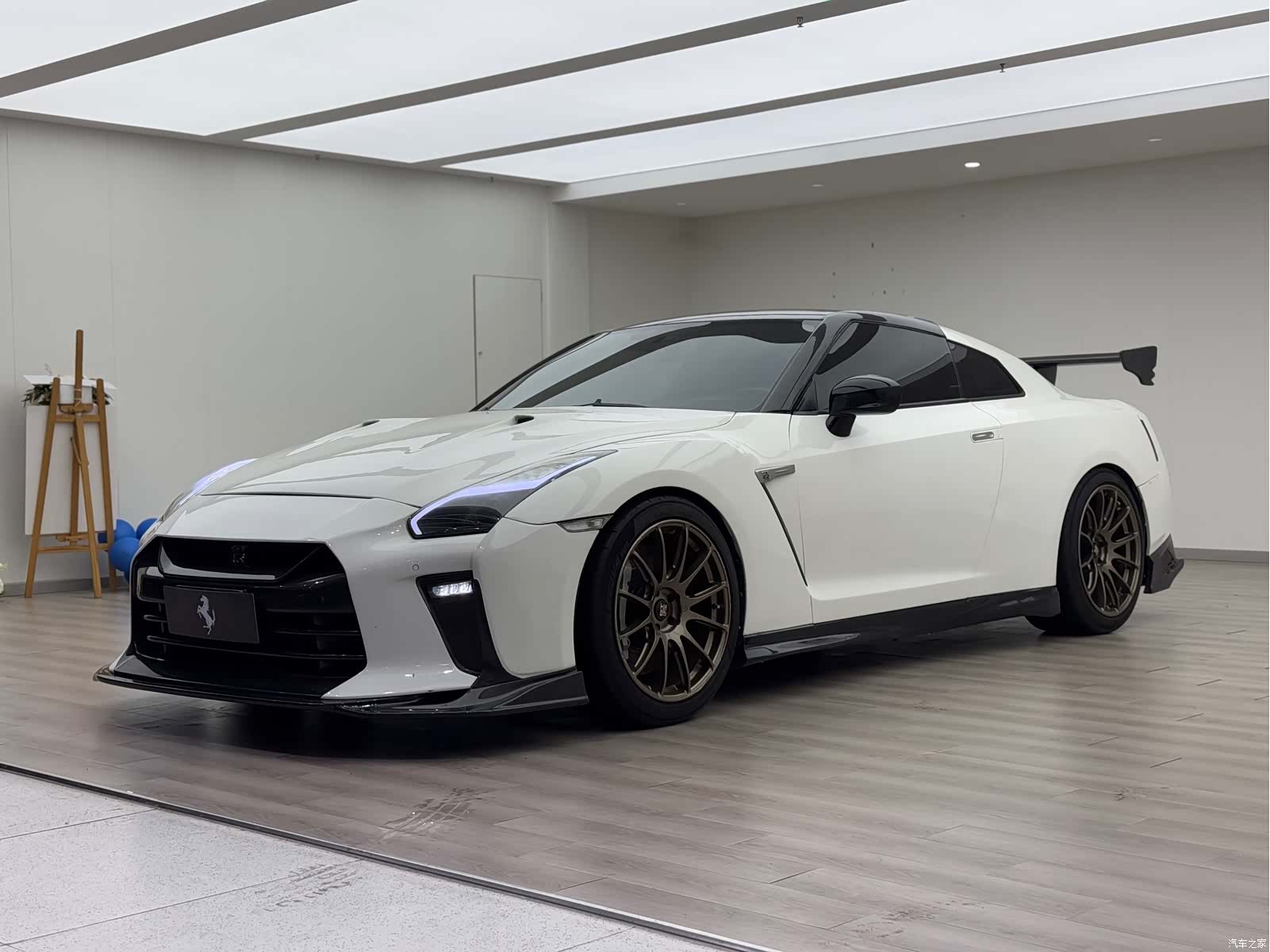 Nissan GT-R