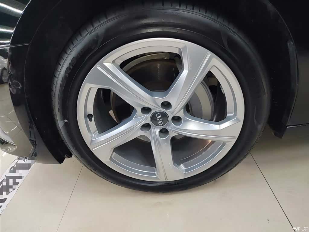 Audi A6L, 2019 23