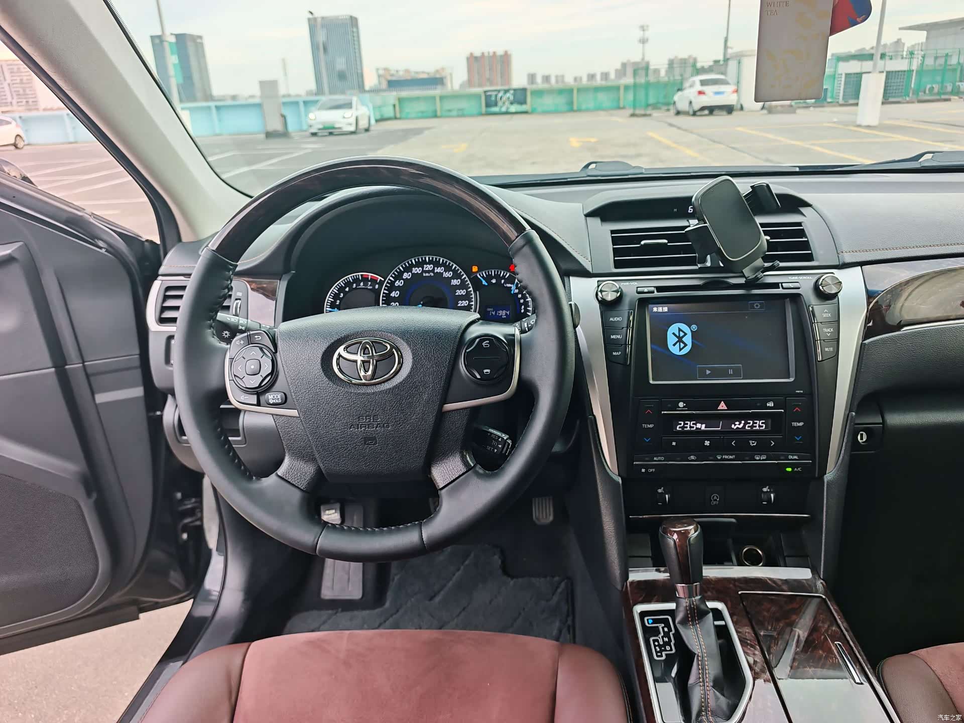 Toyota Camry, 2016 12