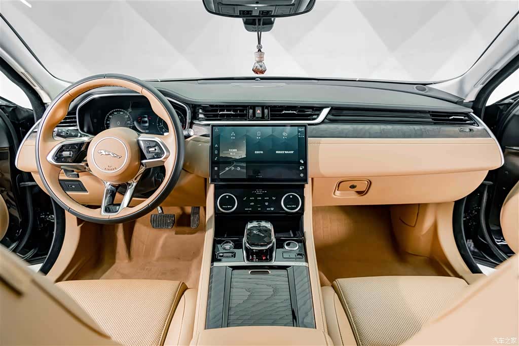 Land Rover P250, 2025 12