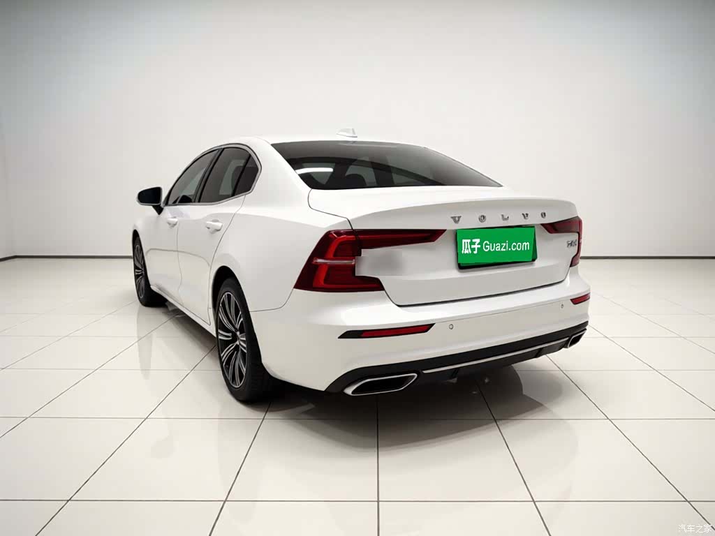 Volvo S60, 2020 4
